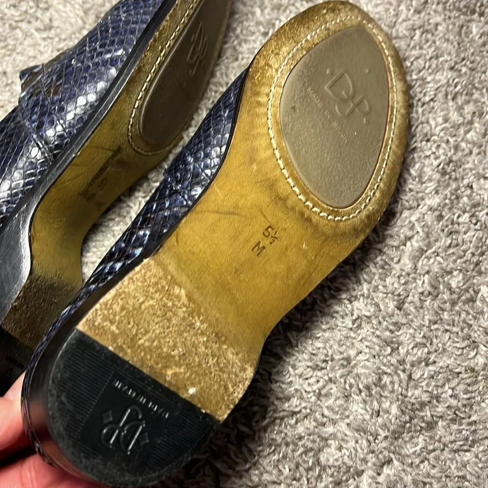 Women’s Donald‎ J Pliner brown leather loafers Snakeskin 5.5 51/2 Flats Comfy